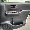 toyota noah 2019 CARSENSOR_JP_AU6345235309 image 11