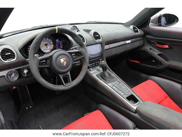 porsche porsche-others 2024 CFJ0607272 image 2