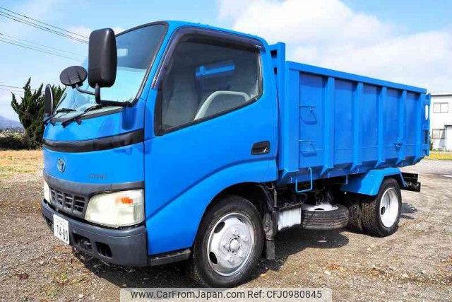 toyota dyna-truck 2005 quick_quick_PB-XZU351D_XZU351-1000152 image 1