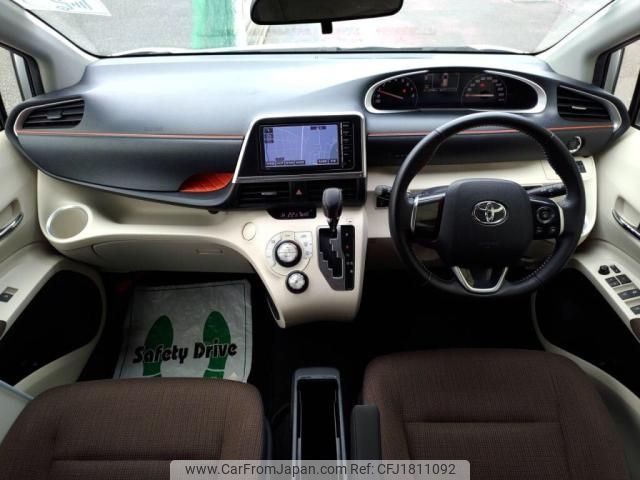 toyota sienta 2016 CFJ1811092 image 2