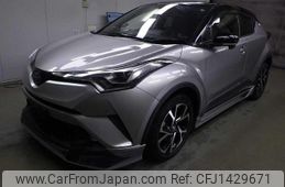 toyota c-hr 2018 CFJ1429671