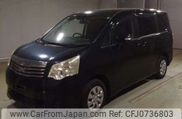 toyota noah 2013 -TOYOTA--Noah DBA-ZRR70G--ZRR70-0567639---TOYOTA--Noah DBA-ZRR70G--ZRR70-0567639-