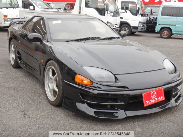 car_96cf7ac5-52a3-4a5a-999c-