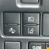 toyota voxy 2018 CFJ1675559 image 28