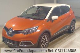 renault captur 2015 NIKYO_DN73152