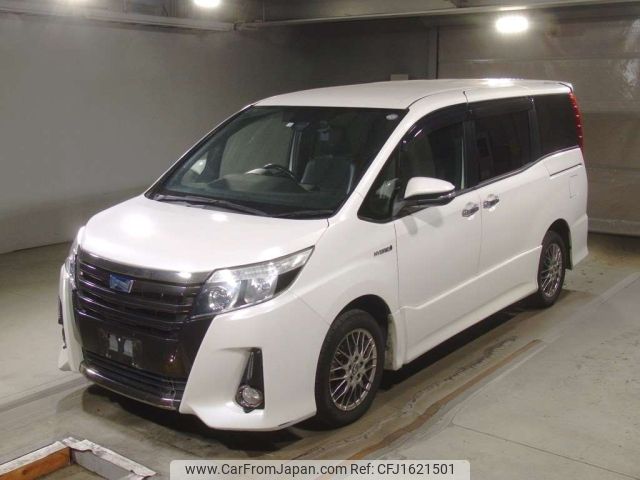 toyota noah 2016 CFJ1621501 image 1