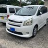toyota noah 2007 CFJ1548729 image 1