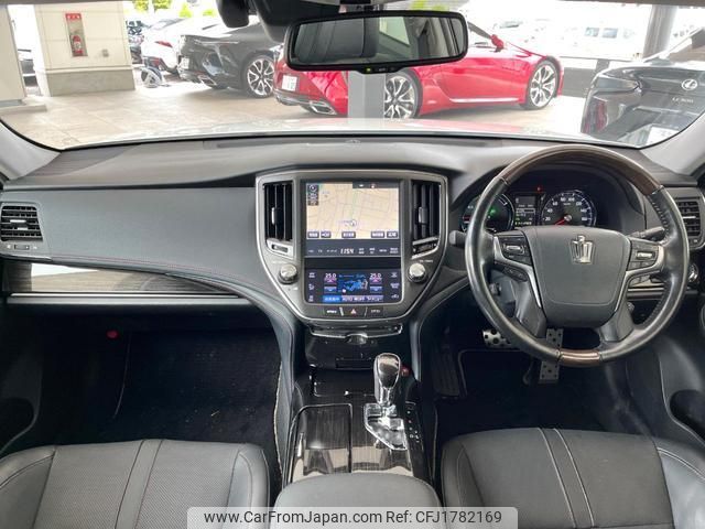 toyota crown-hybrid 2018 CFJ1782169 image 2