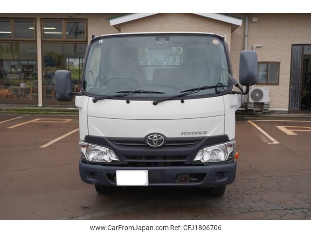 toyota toyoace 2016 CFJ1806706 image 2