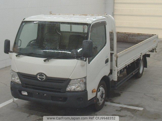 hino dutro 2017 -HINO--Hino Dutoro XZC710-0003322---HINO--Hino Dutoro XZC710-0003322- image 1