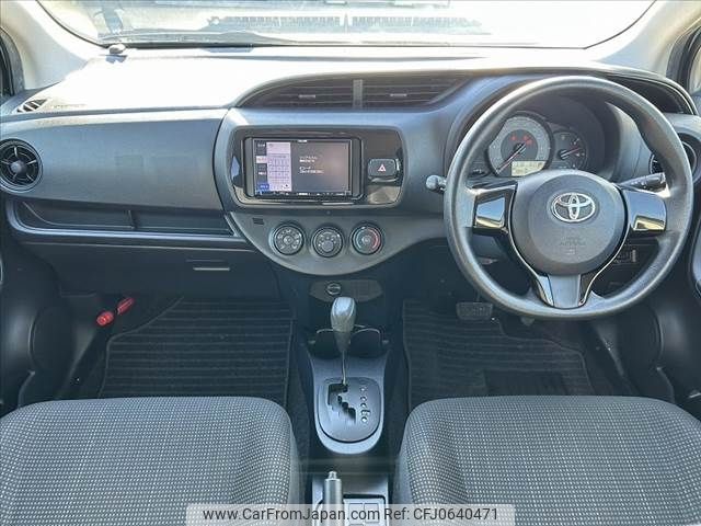 toyota vitz 2017 -TOYOTA--Vitz DBA-NSP135--NSP135-2067356---TOYOTA--Vitz DBA-NSP135--NSP135-2067356- image 2