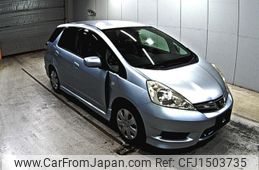 honda fit-shuttle 2013 CFJ1503735