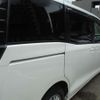 toyota voxy 2015 CFJ1634058 image 12