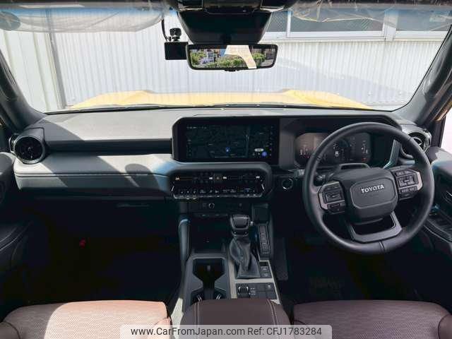 toyota land-cruiser-wagon 2024 CFJ1783284 image 2