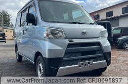 daihatsu hijet-cargo 2018 GOO_JP_700090373030250129003