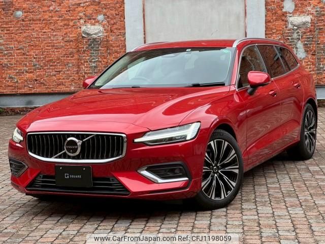 volvo v60 2022 quick_quick_5AA-ZB420TM_YV1ZWK8M0P2526565 image 1