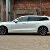 volvo v60 2023 quick_quick_5AA-ZB420TM_YV1ZWK8M6P2534458 image 12