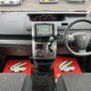 toyota voxy 2012 CFJ1565403 image 25