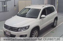 volkswagen tiguan 2014 -VOLKSWAGEN--VW Tiguan DBA-5NCTH--WVGZZZ5NZEW045228---VOLKSWAGEN--VW Tiguan DBA-5NCTH--WVGZZZ5NZEW045228-