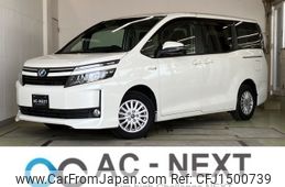 toyota voxy 2016 CFJ1500739