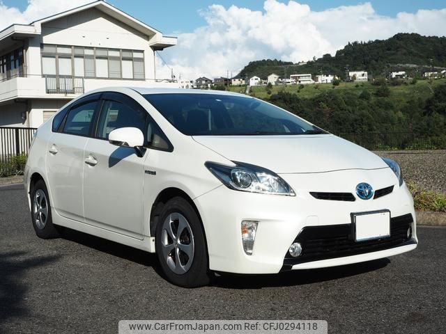 toyota prius 2014 quick_quick_ZVW30_ZVW30-1826488 image 2