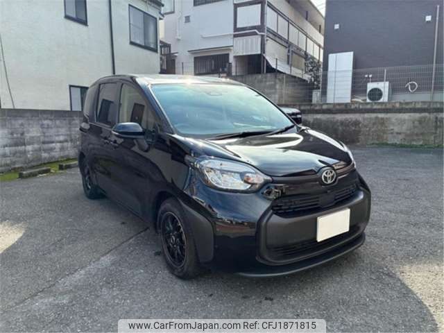 toyota sienta 2022 CFJ1871815 image 1