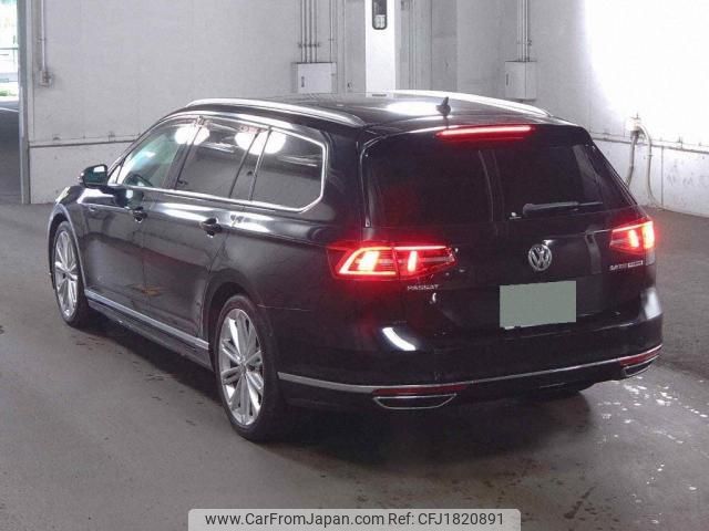 volkswagen passat-variant 2017 CFJ1820891 image 2