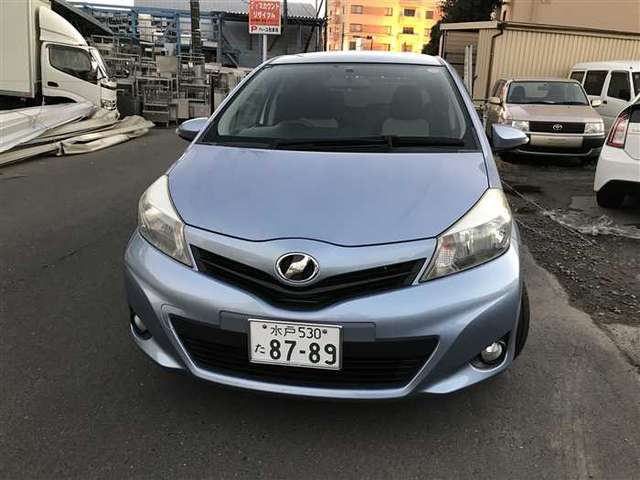 toyota vitz 2011 CFJ2675519 image 1