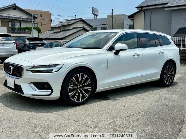 volvo v60 2024 quick_quick_5AA-ZB420TM2_YV1ZWK8M8R2619529 image 1