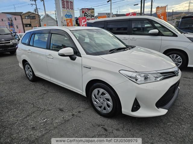 toyota corolla-fielder 2017 quick_quick_DAA-NKE165G_7162793 image 1