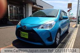 toyota vitz 2017 CFJ1511334