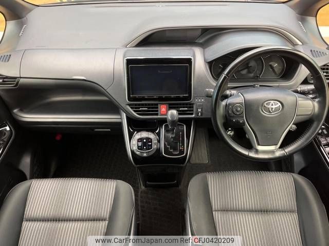 toyota voxy 2019 -TOYOTA--Voxy DBA-ZRR85W--ZRR85-0135842---TOYOTA--Voxy DBA-ZRR85W--ZRR85-0135842- image 2