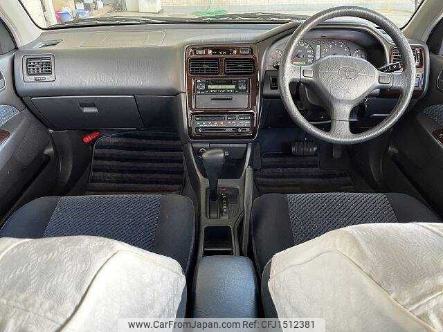 toyota carina 1998 CFJ1512381 image 1
