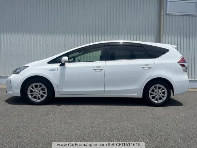 toyota prius-α 2017 CFJ1611615 image 2