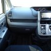 toyota voxy 2008 CFJ1749225 image 6