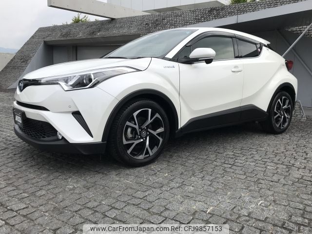 toyota c-hr 2017 -TOYOTA--C-HR DAA-ZYX10--ZYX10-2051990---TOYOTA--C-HR DAA-ZYX10--ZYX10-2051990- image 2