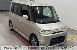daihatsu tanto 2006 CFJ1536189