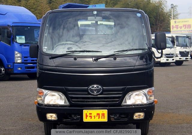 toyota dyna-truck 2011 REALMOTOR_N9023010014HD-90 image 2