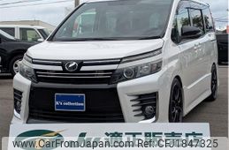 toyota voxy 2014 CFJ1847325