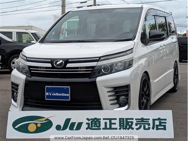 toyota voxy 2014 CFJ1847325 image 1