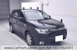 mitsubishi outlander-phev 2013 -MITSUBISHI 【三重 302ﾃ6069】--Outlander PHEV GG2W-0006940---MITSUBISHI 【三重 302ﾃ6069】--Outlander PHEV GG2W-0006940-