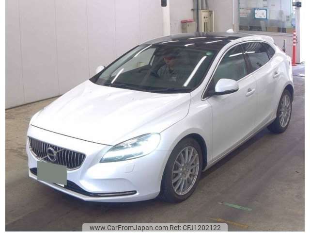 volvo v40 2019 -VOLVO 【山梨 301ｽ6407】--Volvo V40 DBA-MB4154T--YV1MV2920K2579592---VOLVO 【山梨 301ｽ6407】--Volvo V40 DBA-MB4154T--YV1MV2920K2579592- image 2