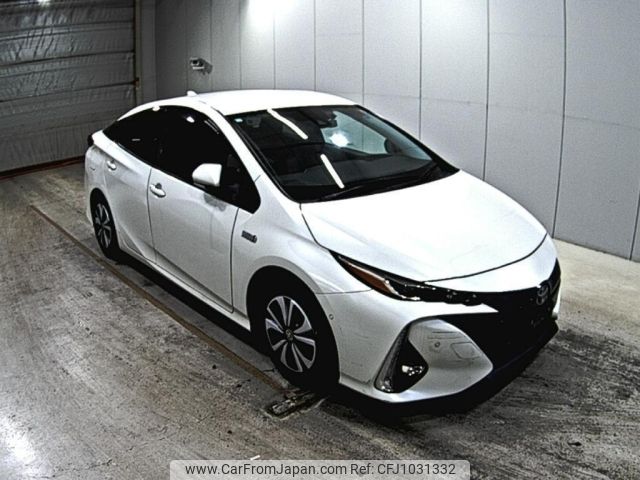 toyota prius-phv 2018 -TOYOTA--Prius PHV ZVW52-3073772---TOYOTA--Prius PHV ZVW52-3073772- image 1