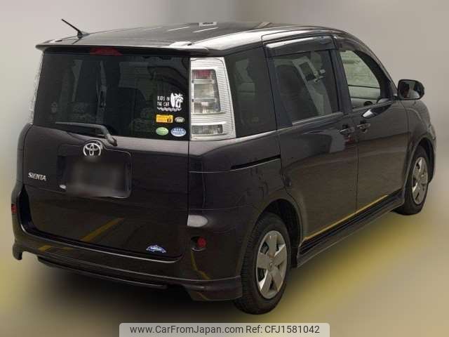 toyota sienta 2013 CFJ1581042 image 2