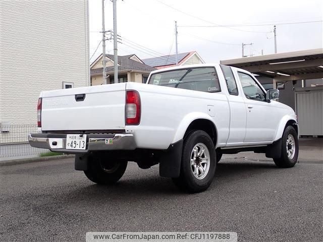 nissan datsun-pickup 2001 quick_quick_GC-LFMD22_FMD22-505293 image 2