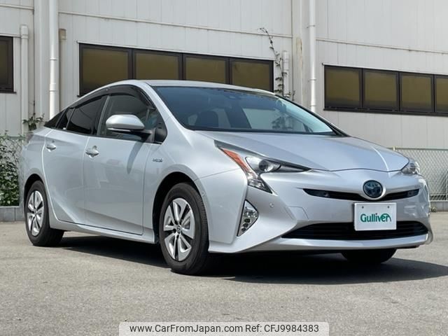 toyota prius 2016 -TOYOTA--Prius DAA-ZVW55--ZVW55-8012240---TOYOTA--Prius DAA-ZVW55--ZVW55-8012240- image 1