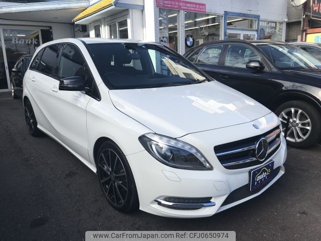 mercedes-benz b-class 2014 -MERCEDES-BENZ--Benz B Class DBA-246242--WDD2462422J192853---MERCEDES-BENZ--Benz B Class DBA-246242--WDD2462422J192853- image 2