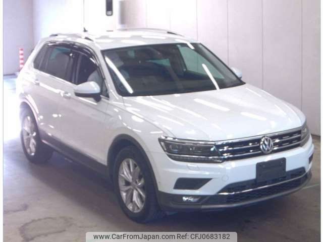 volkswagen tiguan 2020 -VOLKSWAGEN--VW Tiguan LDA-5NDFGF--WVGZZZ5NZKW918640---VOLKSWAGEN--VW Tiguan LDA-5NDFGF--WVGZZZ5NZKW918640- image 1