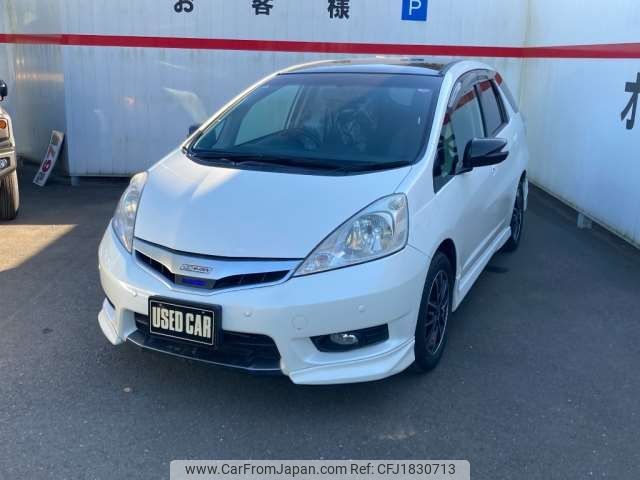 honda fit-shuttle 2011 CFJ1830713 image 1