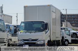 toyota dyna-truck 2017 GOO_NET_EXCHANGE_0704331A30240802W001